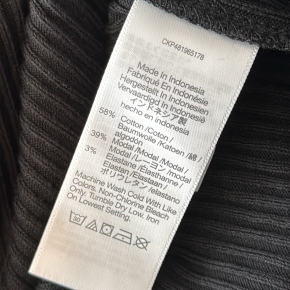 Madewell Curved Hem Polo Cardigan Ribbed Tee in True Black Size XS NWT - Picture 6 of 6